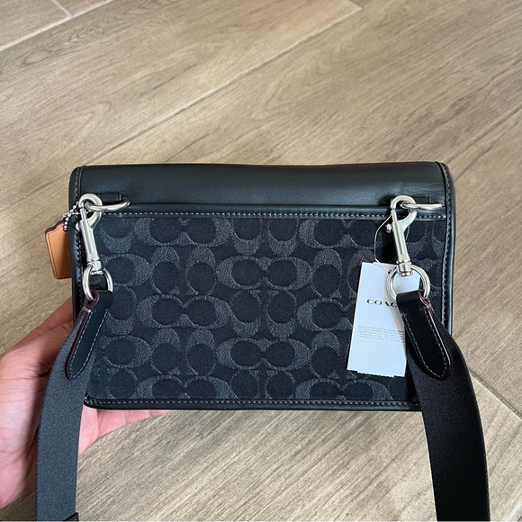 Coach Turner Flap Crossbody In Signature Denim - Picture 3 of 9